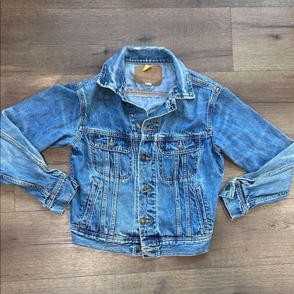 American Eagle Denim Jacket !! XS